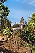 Bakong temple - the causeway leading to the temple.